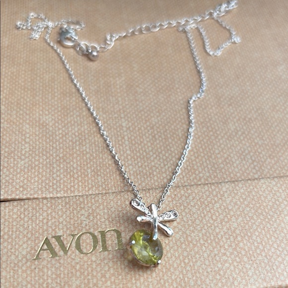 Avon Dragonfly Necklace Green Crystal Rhinestone Silver Tone Pendant 18" N23 - Picture 5 of 17